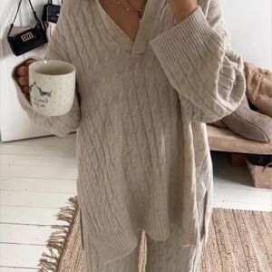 H&M Cozy Cable Knit set
